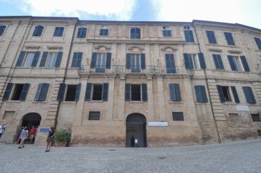 RECANATI, İtalya - CIRCA AĞUSTOS 2020: Şair Giacomo Leopardi 'nin evi Casa Leopardi