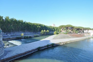 Tiber Nehri'nin (Fiume Trevi) Roma, İtalya