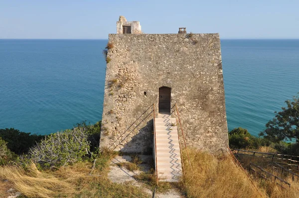 Torre Antiga Praia Junto Mar — Fotografia de Stock