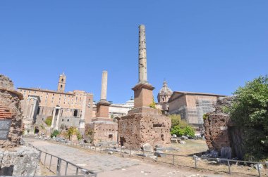 Kalıntıları Roma Forumu aka Foro Romano Roma, İtalya
