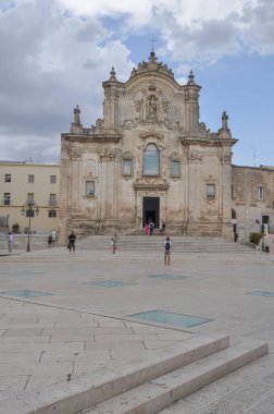 MATERA, İtalya - CIRCA AĞUSTOS 2020: San Francesco d Assisi Kilisesi