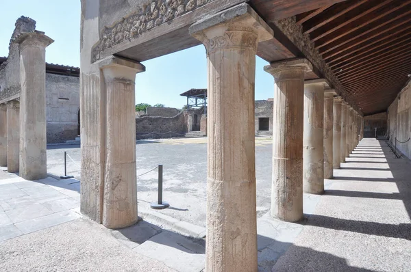 Ruinas Del Sitio Arqueológico Antigua Ciudad Romana Pompeya Enterradas Bajo — Foto de Stock