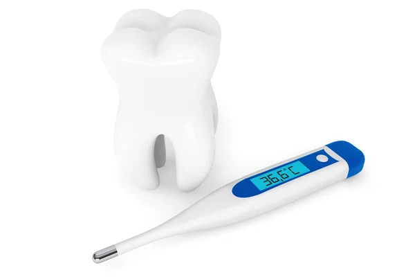 Extreme closeup tooth with thermometer — Stock Photo, Image