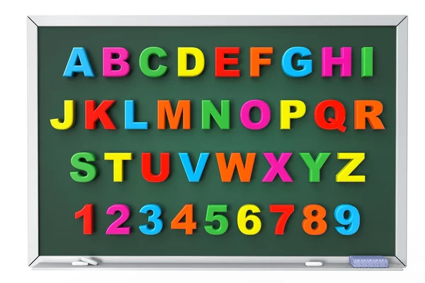 Alfabeto Toy letras magnéticas sobre quadro negro — Fotografia de Stock