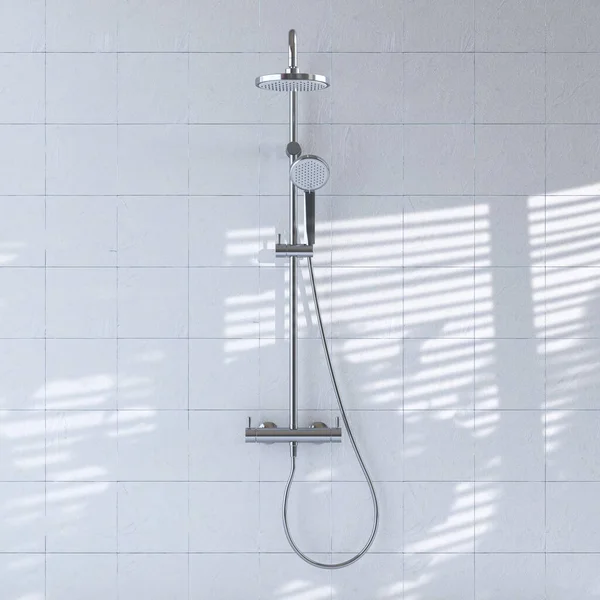 白いタイルの背景に蛇口と現代の入浴金属クロムシャワーウォールシステム 3Dレンダリング — ストック写真