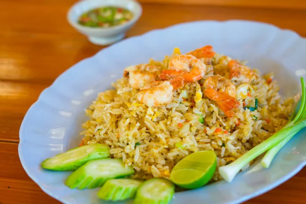 Einzigartigen Stil Thailändische Garnelen Gebratenen Reis Dient Auf Dem Gericht — Stockfoto