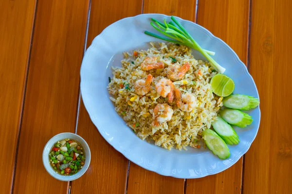 Einzigartigen Stil Thailändische Garnelen Gebratenen Reis Dient Auf Dem Gericht — Stockfoto