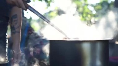 Çin usulü lezzetli biftek, yavaşça kaynatın, lezzetli, besleyici..