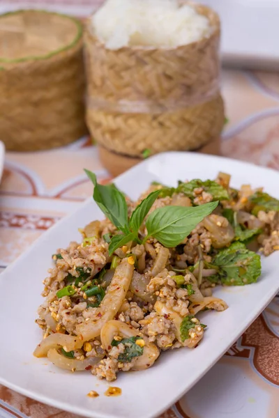 Most Favorite Northeast Thailand Food Spicy Minced Pork Salad Larb — Foto de Stock