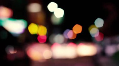 Islak Yağmurda Bulanık Yoğun Trafik Işıkları