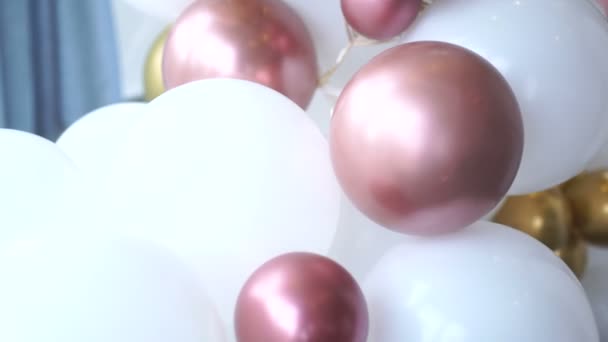 Molti Palloncini Colorati Parete Decorata Come Sfondo Bellissimo Sfondo Con — Video Stock