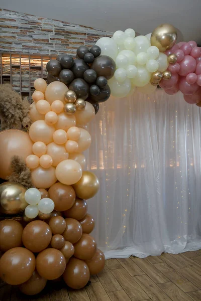 Alles Gute Zum Geburtstag Kinderdekoration Mit Leuchtenden Lichtern Geburtstagsgirlanden Luftballons — Stockfoto