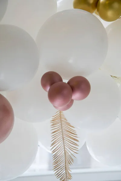 Arka Plan Olarak Birçok Renkli Balon Dekore Edilmiş Duvar Renkli — Stok fotoğraf