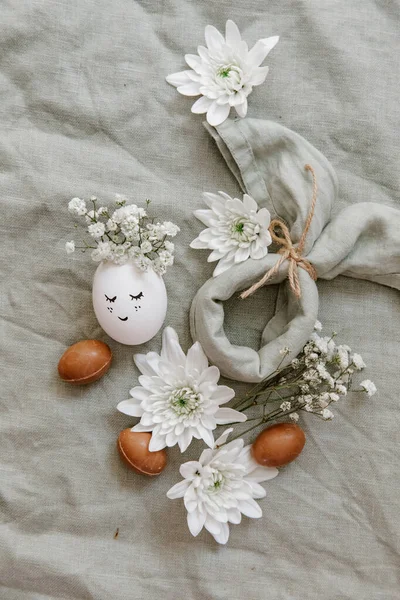 Прості Великодні Яйця Пастельному Тлі Щасливого Великодня Естетика Святкова Квартира — стокове фото