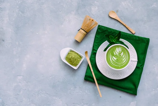 Grüner Matcha Latte Drink Und Accessoires Konzept Der Japanischen Teezeremonie Stockfoto