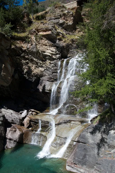 Водопад Феллаз - Долина Аоста - Италия — стоковое фото