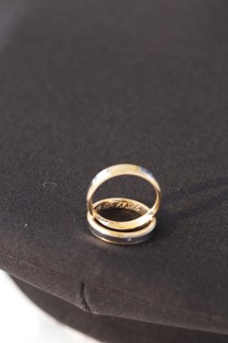 Evlilik yüzükleri.