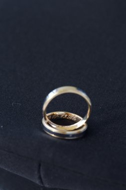 Evlilik yüzükleri.