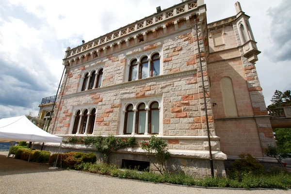 Miasino castle - Orta lake — Stock Photo, Image