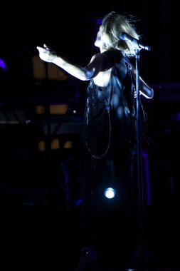 Irene grandi konserinde canlı