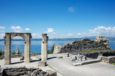 mağaralar catullus, garda Gölü, İtalya