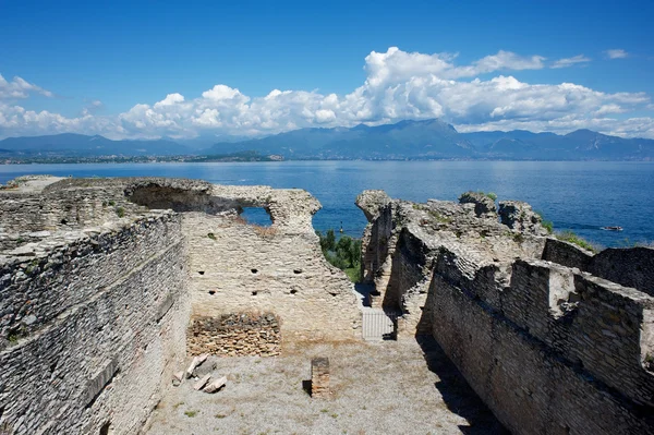 Peșterile Catullus, Lacul Garda, Italia — Fotografie, imagine de stoc