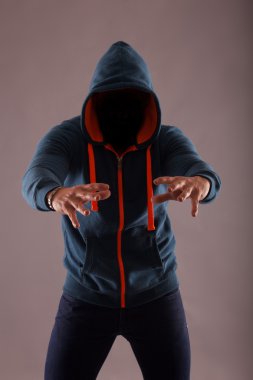 tehlikeli adam