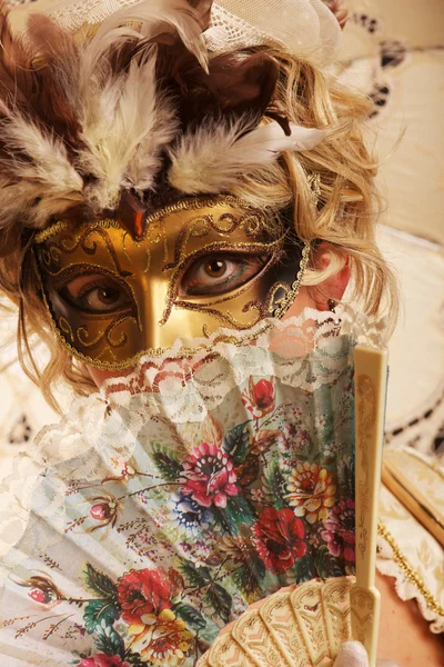 Venezianische Karnevalsmaske in Venedig — Stockfoto