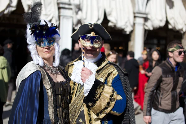 Masque de carnaval vénitien à Venise — Photo