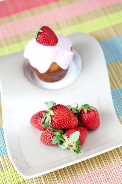 Strawberries cupcake — Stock Photo, Image