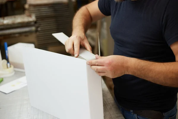 Book Binder Working Workshop — Stock Photo, Image