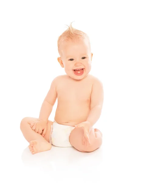 Glücklich schönes Baby in einer Windel isoliert — Stockfoto