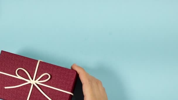 Geschenk Oder Geschenkbox Und Goldene Premium Schokolade Süßigkeiten Mit Roten — Stockvideo