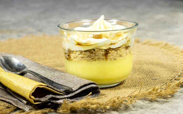 Pudding Cheesecake Dessert Glass Delicious Simple Biscuit Vanilla Cream Chantilly — Photo