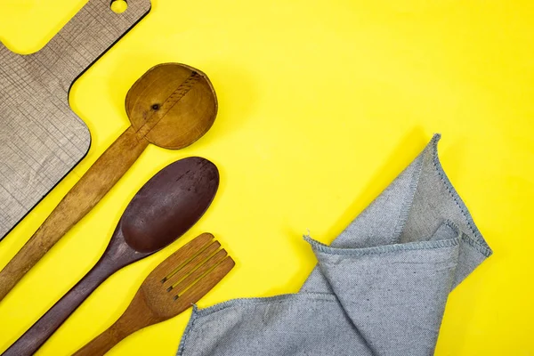 Various Cooking Utensils Spoon Wooden Cutting Board Napkin — Stock Fotó