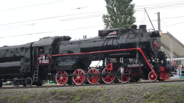 Feria internacional de equipos y tecnologías ferroviarias Expo 1520. Exposición dinámica. Locomotoras de vapor históricas y antiguas de la URSS y Rusia — Vídeos de Stock