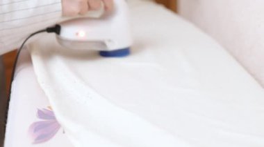 Yataktaki topakları kaldırmak için makine