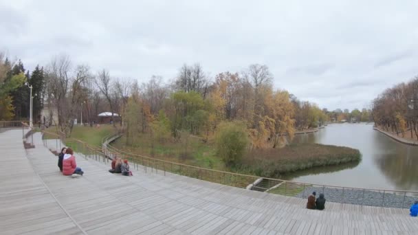 Vista da terceira lagoa de Kamensky — Vídeo de Stock
