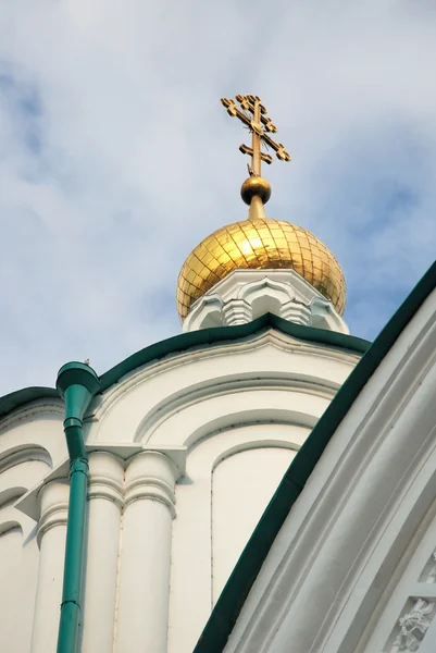 Detalles de catedral ortodoxa, vista inferior —  Fotos de Stock