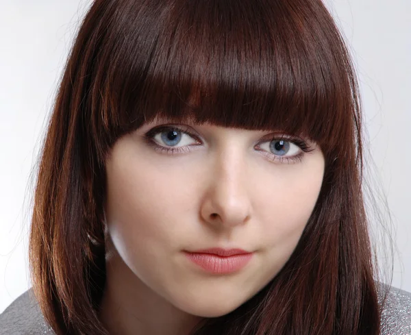 Portret van tienermeisje close-up — Stockfoto