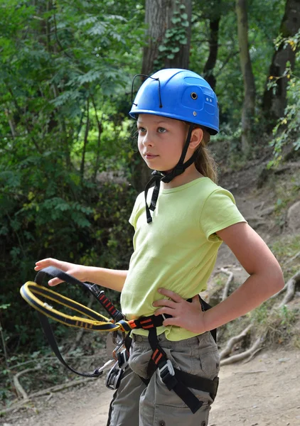 Child in the outfit for the rope course — Stock Photo, Image