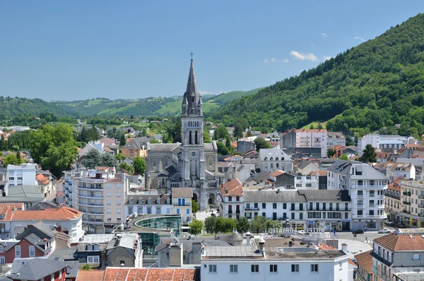 Vista estiva di Lourdes — Foto Stock