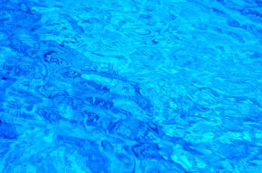 parlak mavi su Yüzme Havuzu