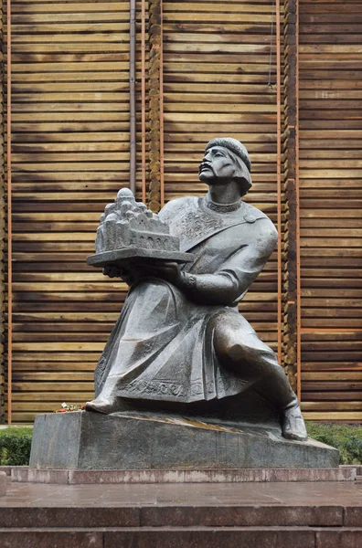 Άγαλμα του Γιάροσλαβ του Σοφού στο Κίεβο — Φωτογραφία Αρχείου