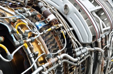 içinde jet türbin motoru