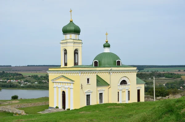 Orthodox church above the river — Stock Photo, Image