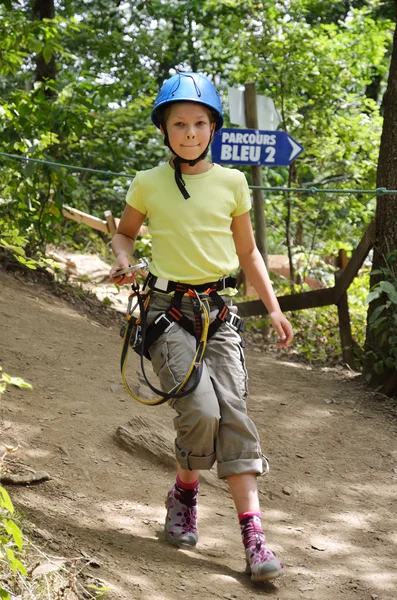 Dítě na překážkovou dráhu — Stock fotografie