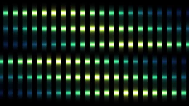 Strepen van groene kleur beweging achtergrond, naadloze lus. Beweging. Abstract verticale gloeiende lijnen verdeeld in vierkante segmenten. — Stockvideo