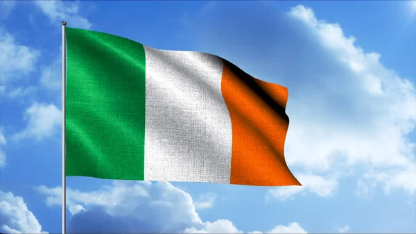 Un drapeau tricolore flotte dans le ciel. Motion. Le drapeau de l'Irlande se compose de trois couleurs vert blanc et orange. — Photo