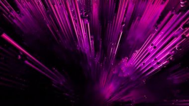 Kırmızı ve parlak mor arka plan. Tasarım. Büyük çizgiler 3 boyutlu biçimlerde büyür ve soyutlanmalara geri döner.